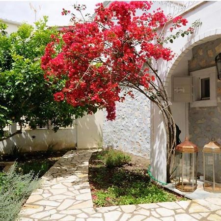 Anelina Paxos Residences ガイオス エクステリア 写真