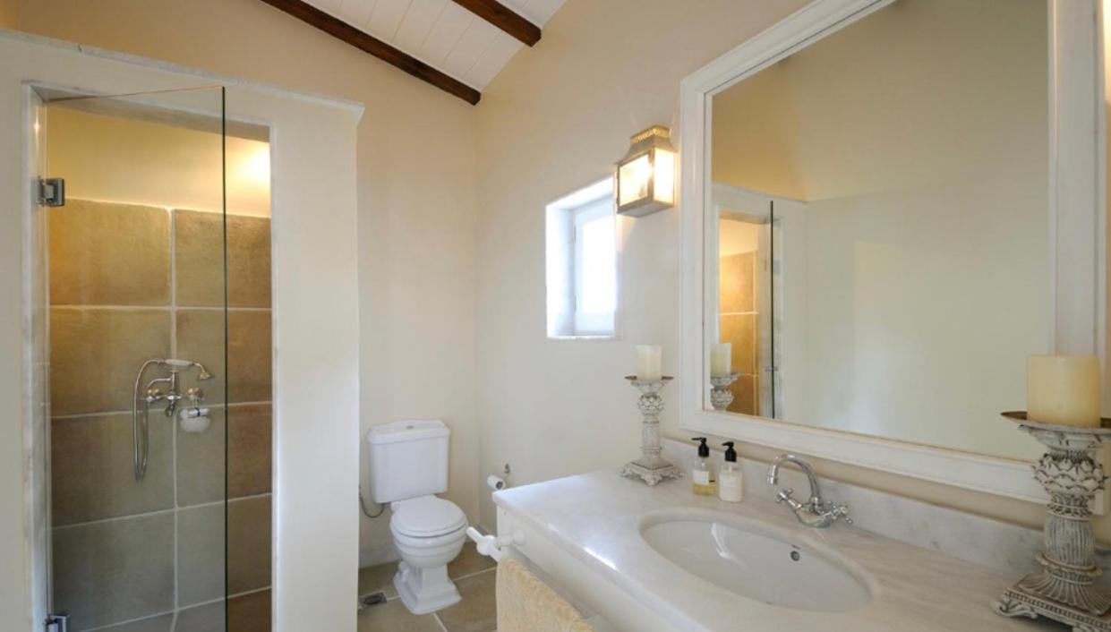 Anelina Paxos Residences ガイオス エクステリア 写真