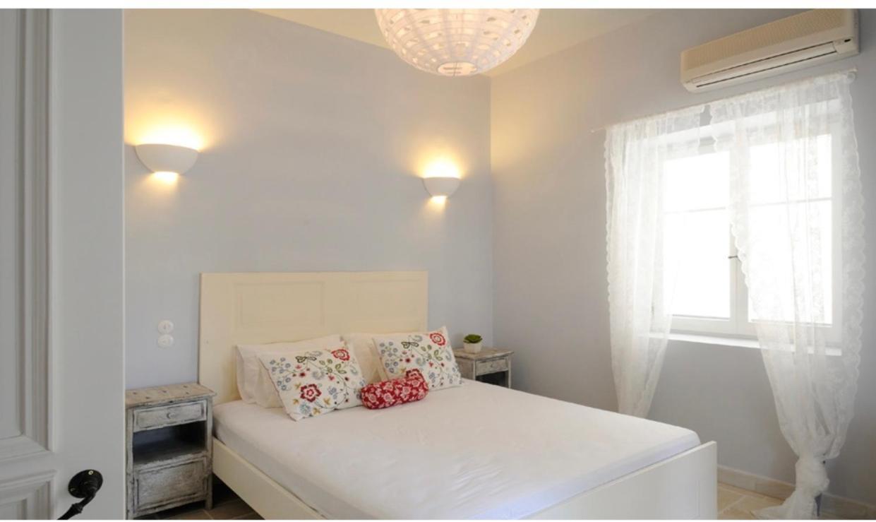 Anelina Paxos Residences ガイオス エクステリア 写真
